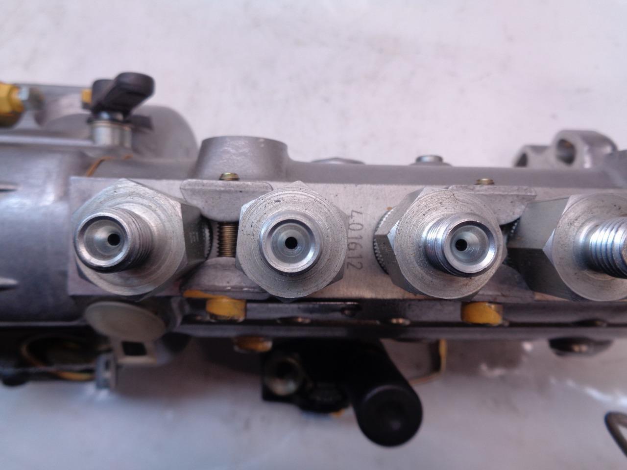 NEW GENIUNE BOSCH CUMMINS FUEL INJECTION PUMP F 000 409 236 R14