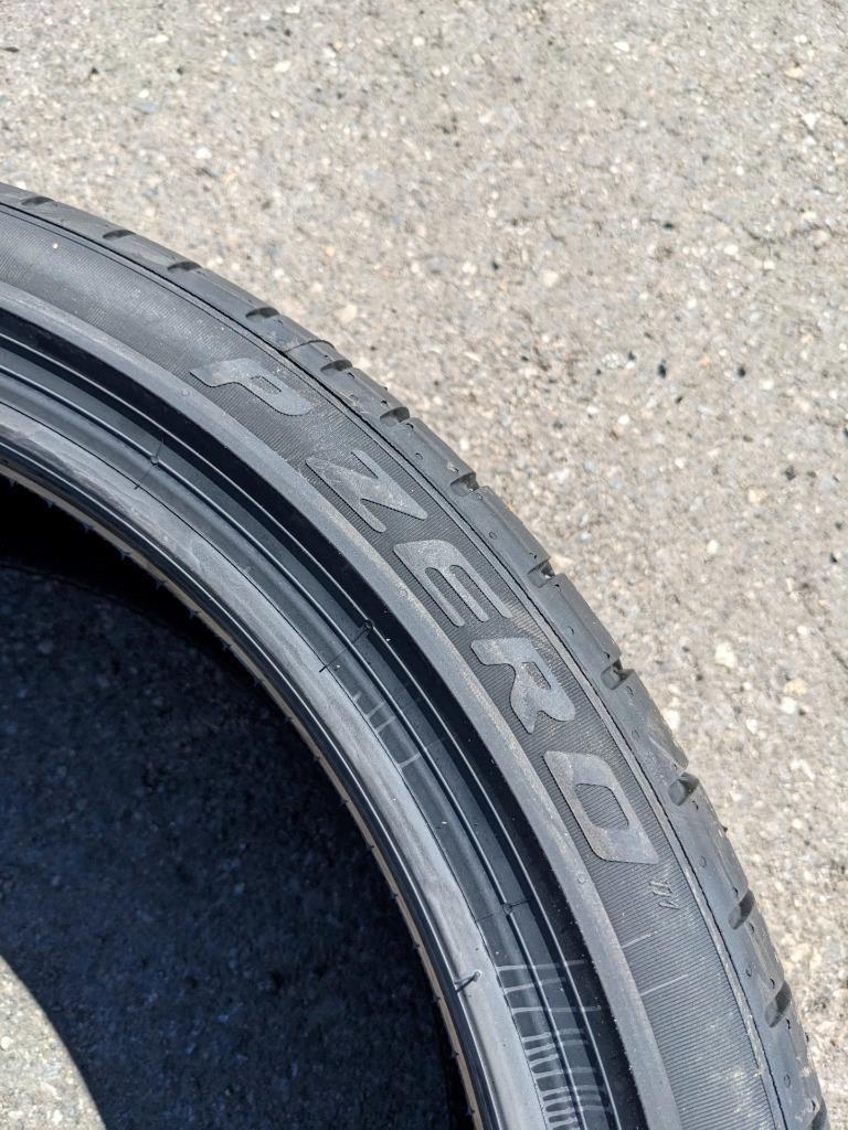 PIRELLI P ZERO PZ4 LUXURY  BMW RUNFLAT RSC P 225 40 20 94Y XL TIRE 2750500 CQ3