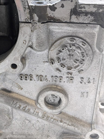 PORSCHE 911/996 CYLINDER HEAD ASSEMBLY W COVER 9961041391R #3 SR:0084  996GL2