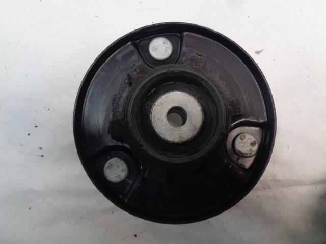 USED SET GENUINE PORSCHE 97-12 91 STRUT MOUNTS FRONT AND REAR 997 343 018 00 R21