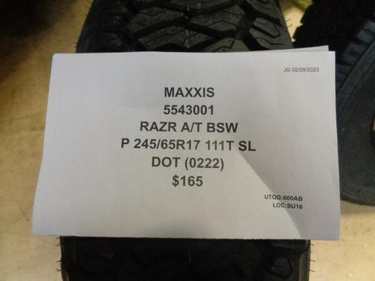 1 MAXXIS RAZR A/T BSW P 245 65 17 111T SL TIRE 5543001 BQ1 SU16