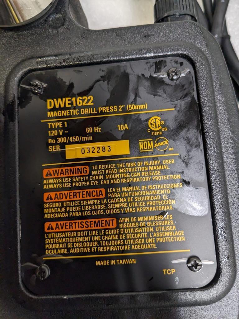 DEWALT DWE1622K MAGNETIC DRILL PRESS VAR SPEED 300-450RPM ELECTRO 120VAC NEW R31