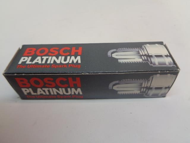 BRAND NEW BOSCH PLATINUM 1993 CADILAC SPARK PLUG 8-PACK 6241 R13T3