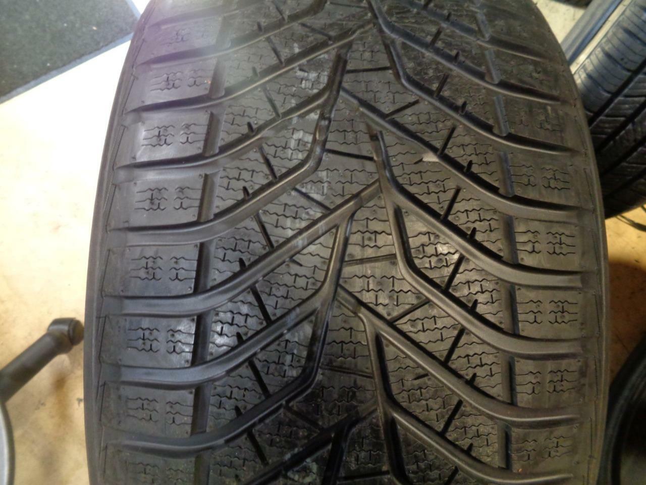 1 NEW TIRE YOKOHAMA BLUEARTH WINTER V905 P 295 35 21 107V XL 74027