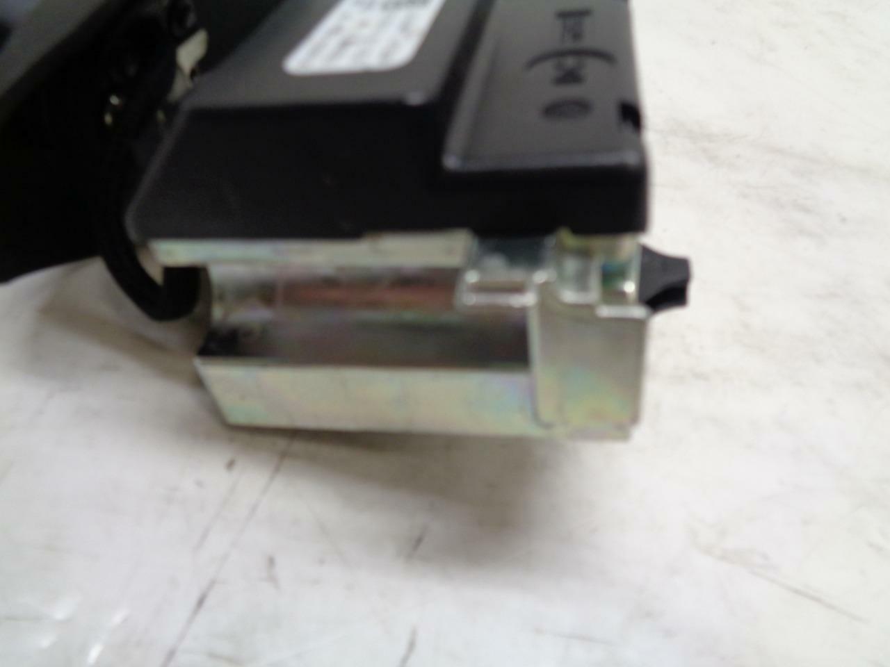 NEW FREIGHTLINER CASCADIA TURN SIGNAL/WIPER SWITCH 06-89334-002 13