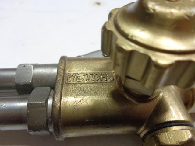 VICTOR 8IN HEAVY DUTY TORCH CUT. ATTACHMENT W/ 90° HEAD CA 2460  0381-1928 R22T5