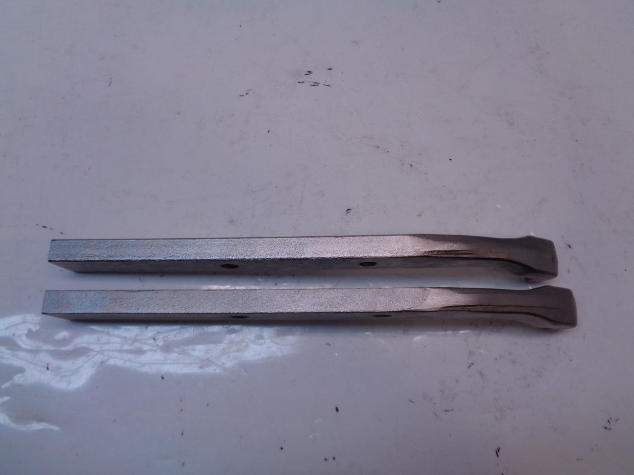 NEW OTC PULLING JAWS 16 3/4" & 17" LONG (ONLY THE JAWS, NOT THREAD & SCREW)  R22