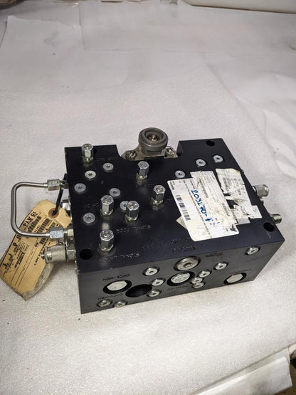 HYDRAULIC MANIFOLD ASSEMBLY 203270-1 VACRO USED R10