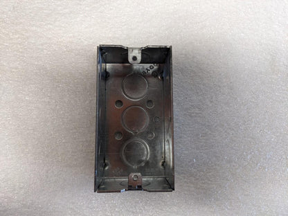 Hubbell-Raco 30309 650 Handy Box 1-1/2 IN. DEEP 1/2 IN. KO'S 4IN. X 2I. 50pc R10