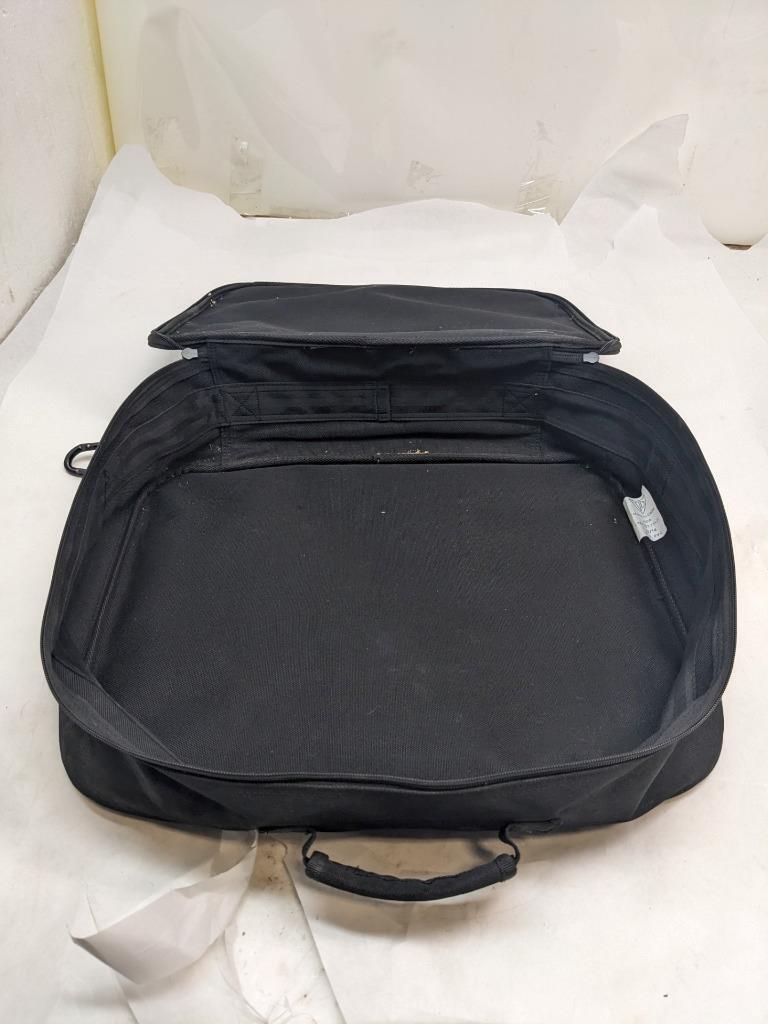 PORSCHE UNIVERSAL CHARGER W/CASE FOR ELECTRIC VEHICLES 7PP971675B 120-230V R21