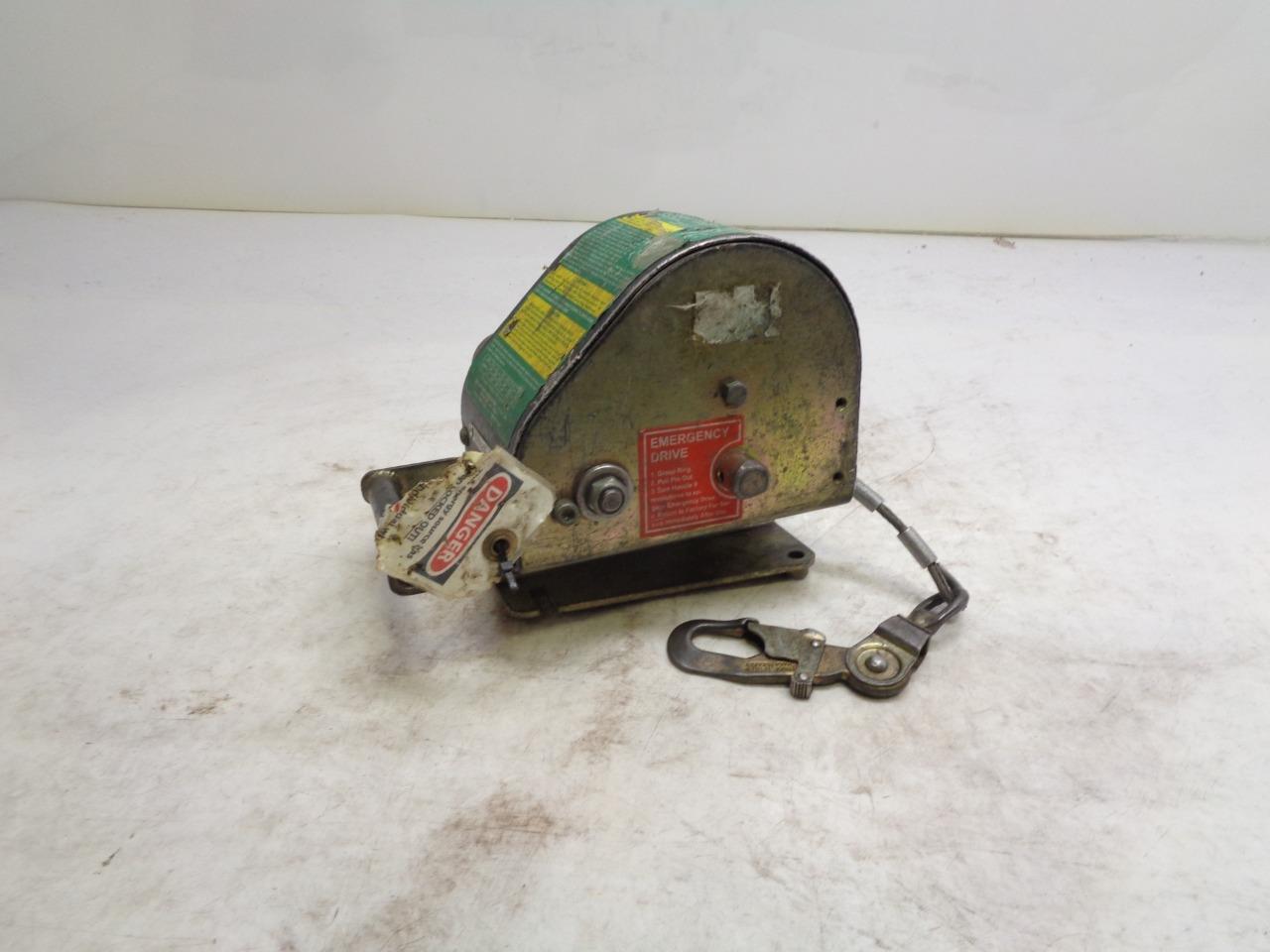 MSA LYNX PERSONAL SAFETY SIDE HOIST 10016727 (MISSING MANUAL HANDLE) USED H1