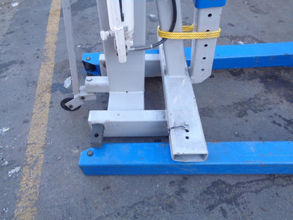 OTC 1820 4400LB DELUXE STEEL FLOOR CRANE 85" Ht 41-1/2" Lg 41-1/2" Wd