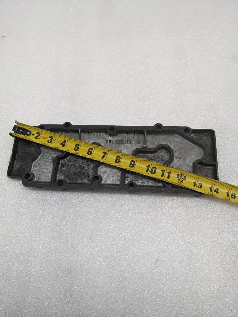 PORSCHE 911/996 70-89 ORIGINAL ALUMINUM LOWER VALVE COVER 9011051162R 996BGL2T2