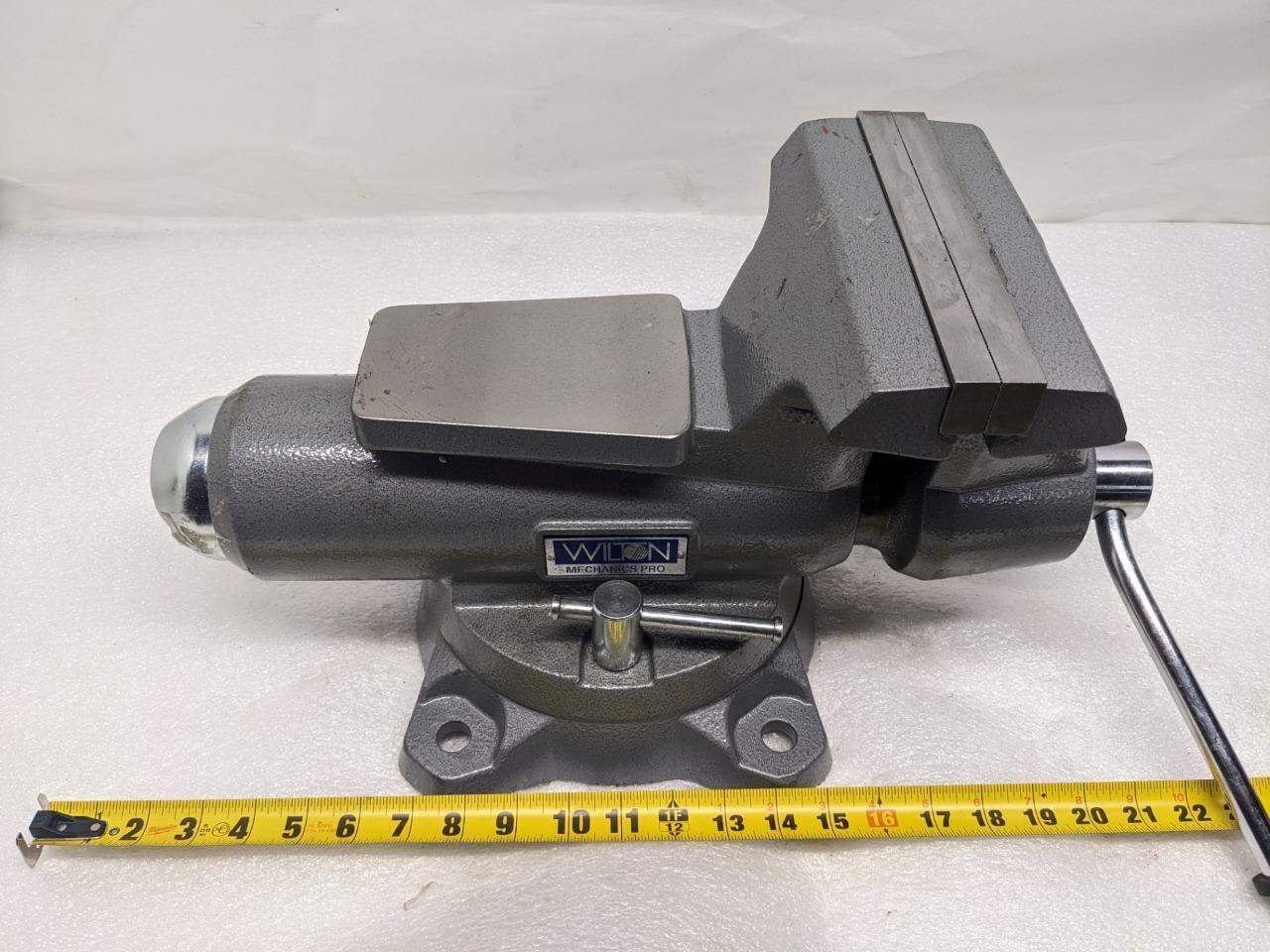WILTON Mechanics Pro Vise 8” Jaw Width 8-1/2" Jaw Opening 360 Swivel Base B2 NEW