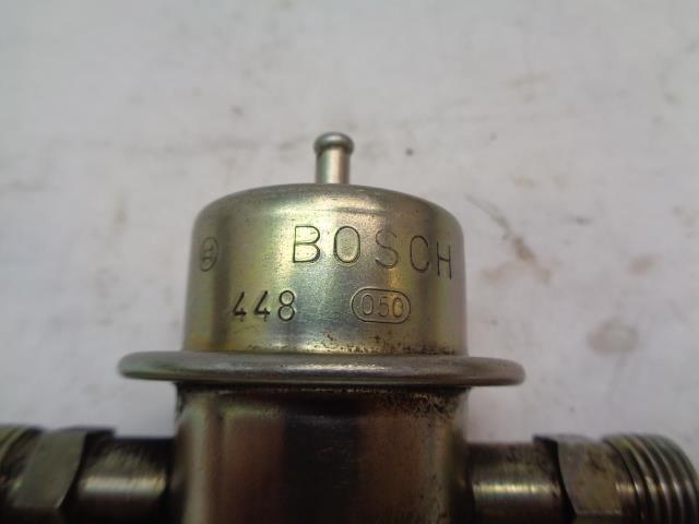 BOSCH FUEL PRESSURE REGULATOR FOR PORSCHE 911&928 0 280 160 215 USED R21/24