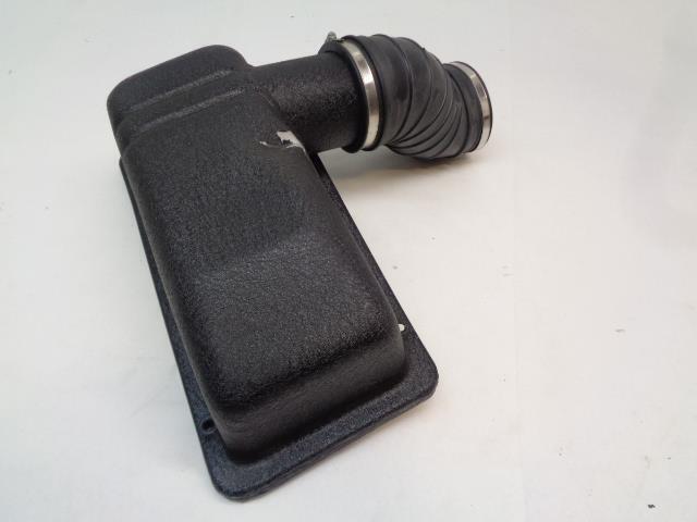 NEW LAMBORGHINI GALLARDO COVER AIR CLEANER RH & HOSE 07L133849 / 07L131843A R6TE