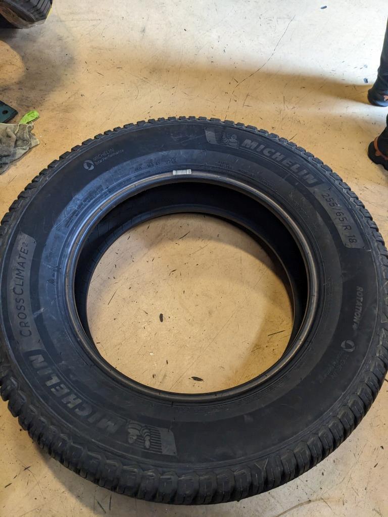 MICHELIN CROSSCLIMATE 2 A/W P 255 65 18 111H SL TIRE 90299 CQ2