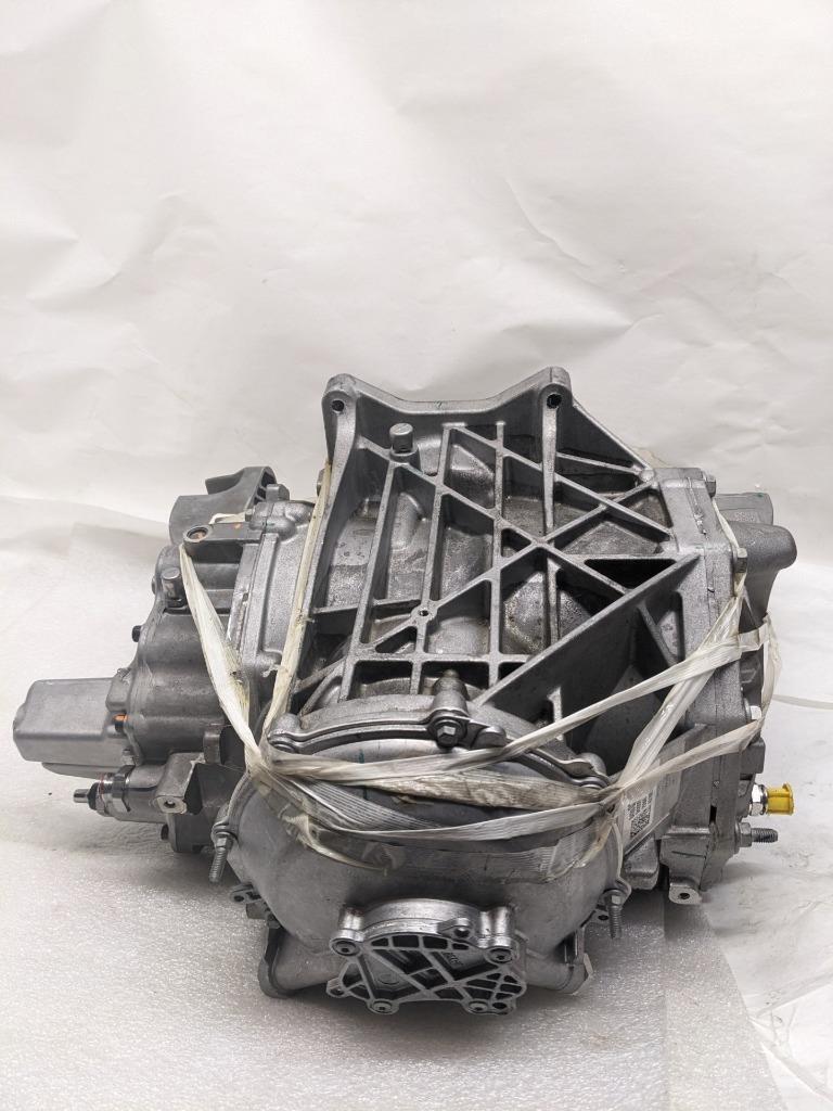 GM 84300365 DIFFERENTIAL CARRIER FOR AUTO TRANSMISSION 15-19 CORVETTE NEW B3B2