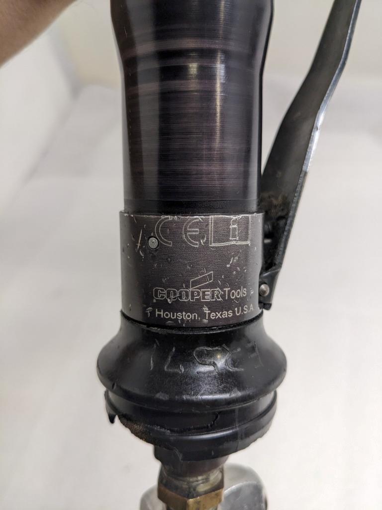 CLECO 24RAS13AM3 PNEAUMATIC ANGLE NUTRUNNER W/ GDX ROLL FORM HEAD USED R27