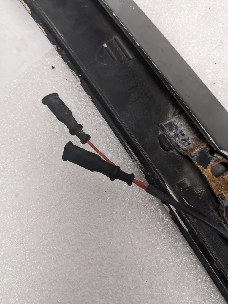 DAMAGED PORSCHE 9445121030003C REAR SPOILER RALLY BLACK FOR PORSCHE 968 USED R24