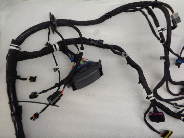 POLARIS 2416636 HARN-CHASSIS FOR 2023 POLARIS RZR T 96X74 USED R 16