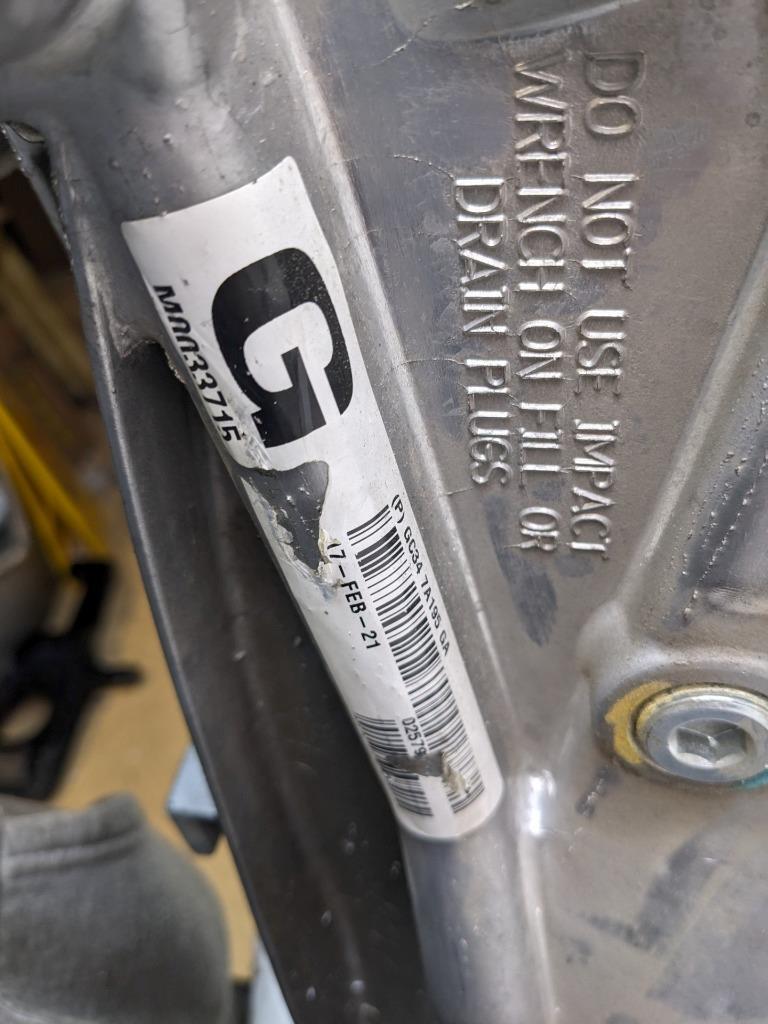 DAMAGED FORD GC347A195GA MANUAL SHIFT TRANSFER CASE ASSEMBLY FOR F350SD NEW B2