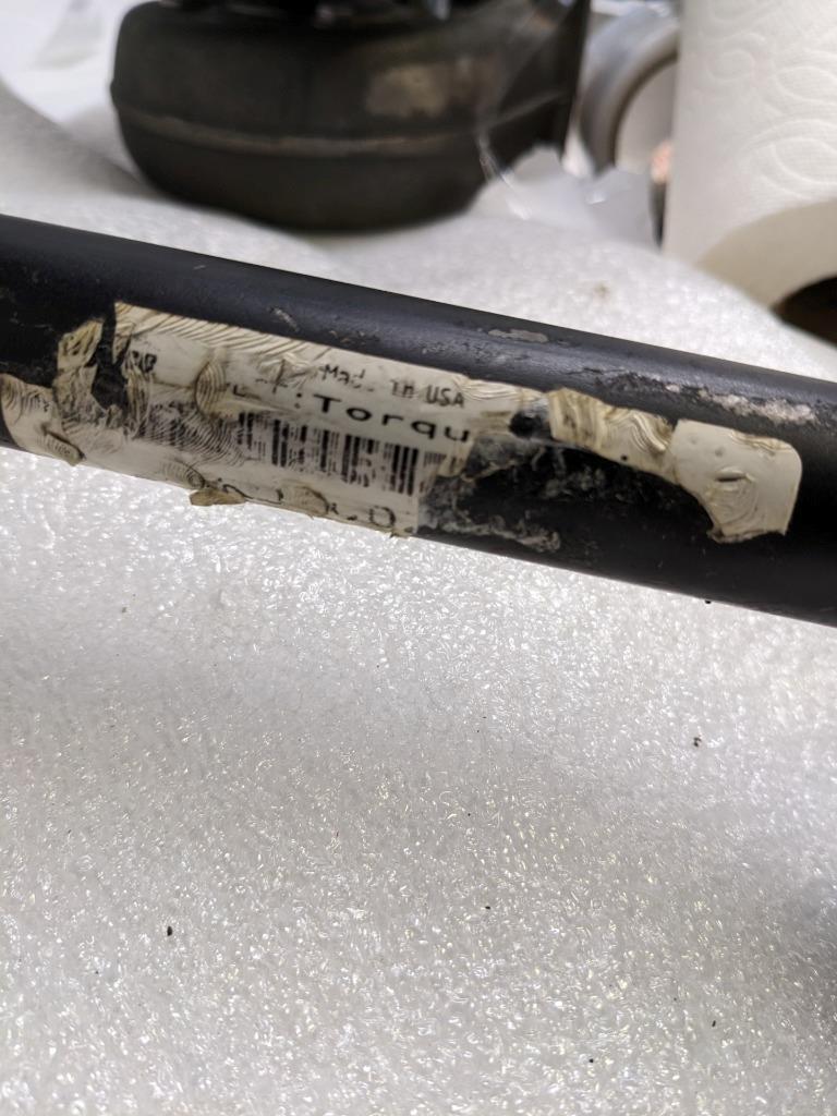 TORQUE ROD 810091-G 27 IN USED R29