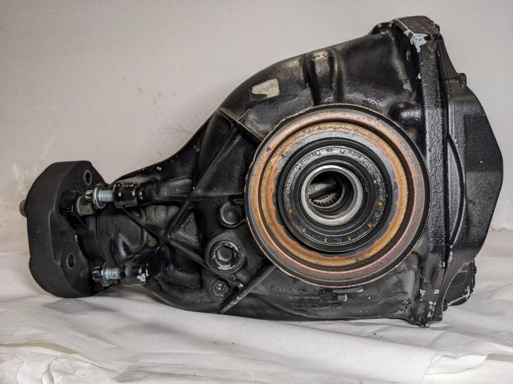 04-06 MERCEDES SL500 DIFFERENTIAL DIFF REAR AXLE CARRIER 2303510305 USEDBSIG1