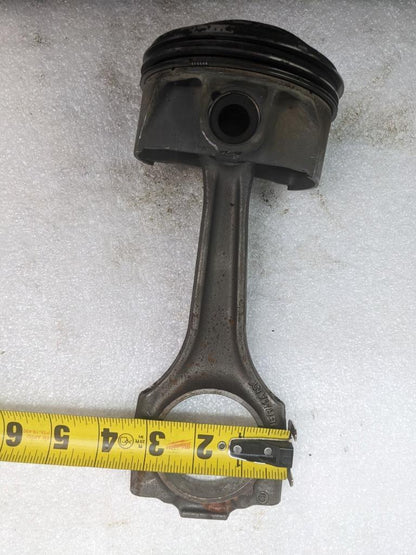 PORSCHE CAYENNE PISTON CONNECTING ROD #6 (CRACKED) 9461191R USED R24