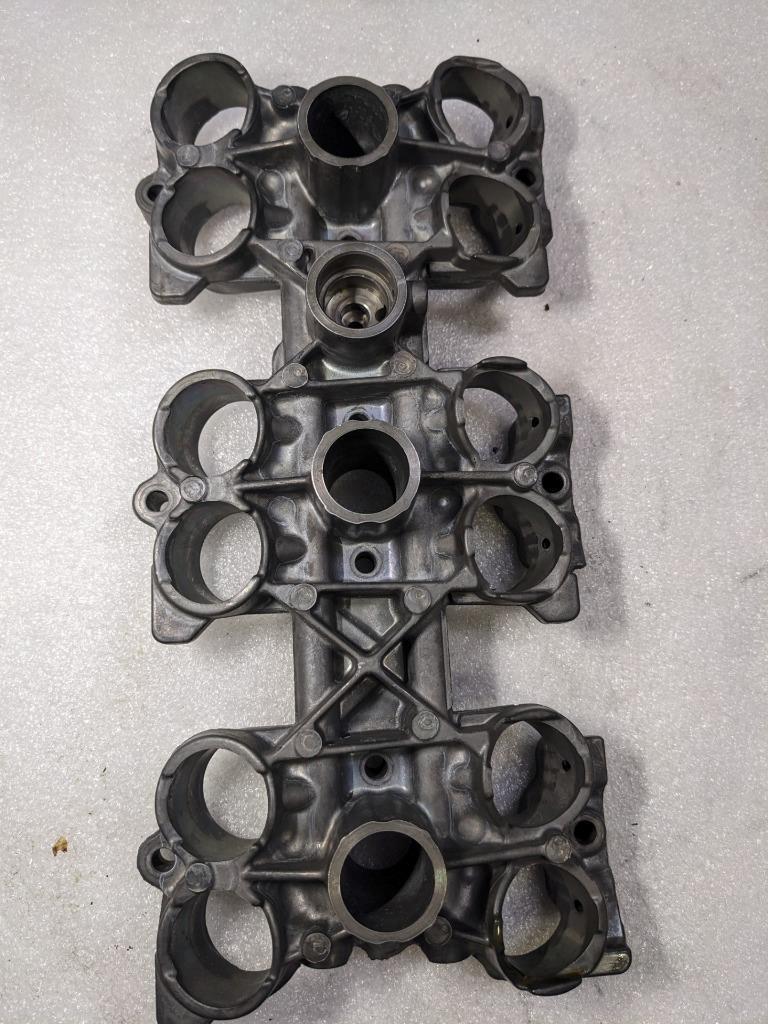 PORSCHE 911 BOXSTER PESTLE/TAPPET HOUSING 99710404300 USED 996B.GL