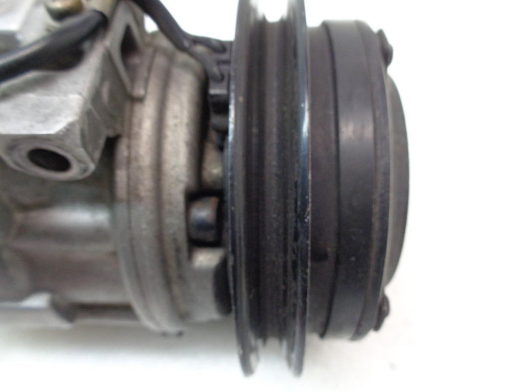 USED NIPPONDENSO 047200-3612 AC COMPRESSOR FOR 1985-89 PORSCHE 911 R3