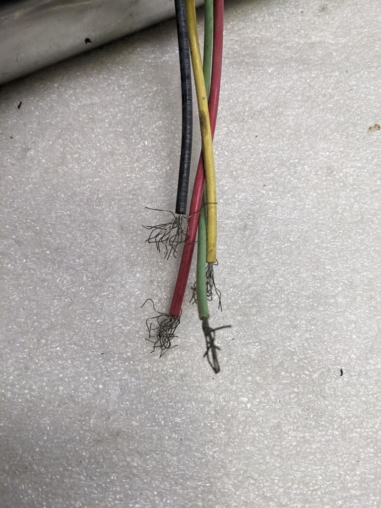 FRANKLIN ELECTRIC 2345229404 SUBMERSIBLE WELL MOTOR 3-WIRE 460V 3/4HP 3PH NEW H2