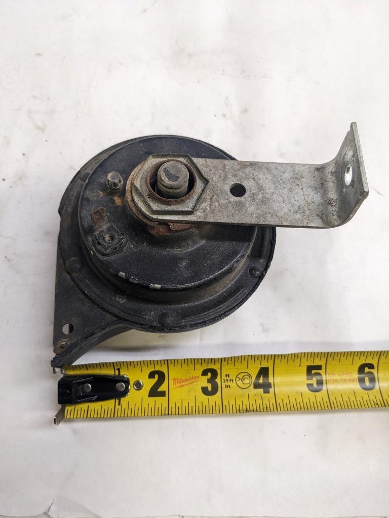 SPARTON LOW PITCH TONE ANTI-THEFT ALARM SIREN A25 USED R21T2