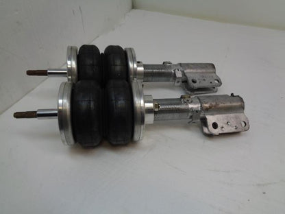 NEW KYB EXCEL-G GAS SHOCKS/STRUTS W/ BOOTS 91-99 MITSUBISHI DODGE KYB335013 R34