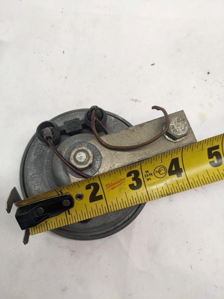 PORSCHE 911 ANTI-THEFT WARNING HORN ALARM SYSTEM 400HV 111951213 #3 USED R21T2