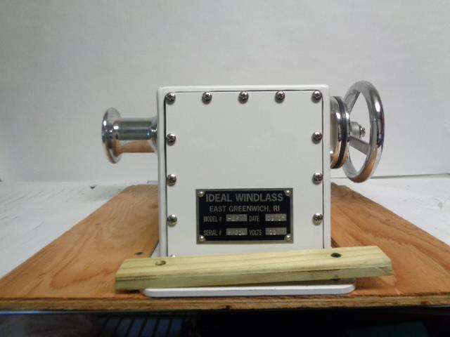 IDEAL WINDGLASS ANCHOR WINCH H2F 12 VOLTS SM014 BLD 2