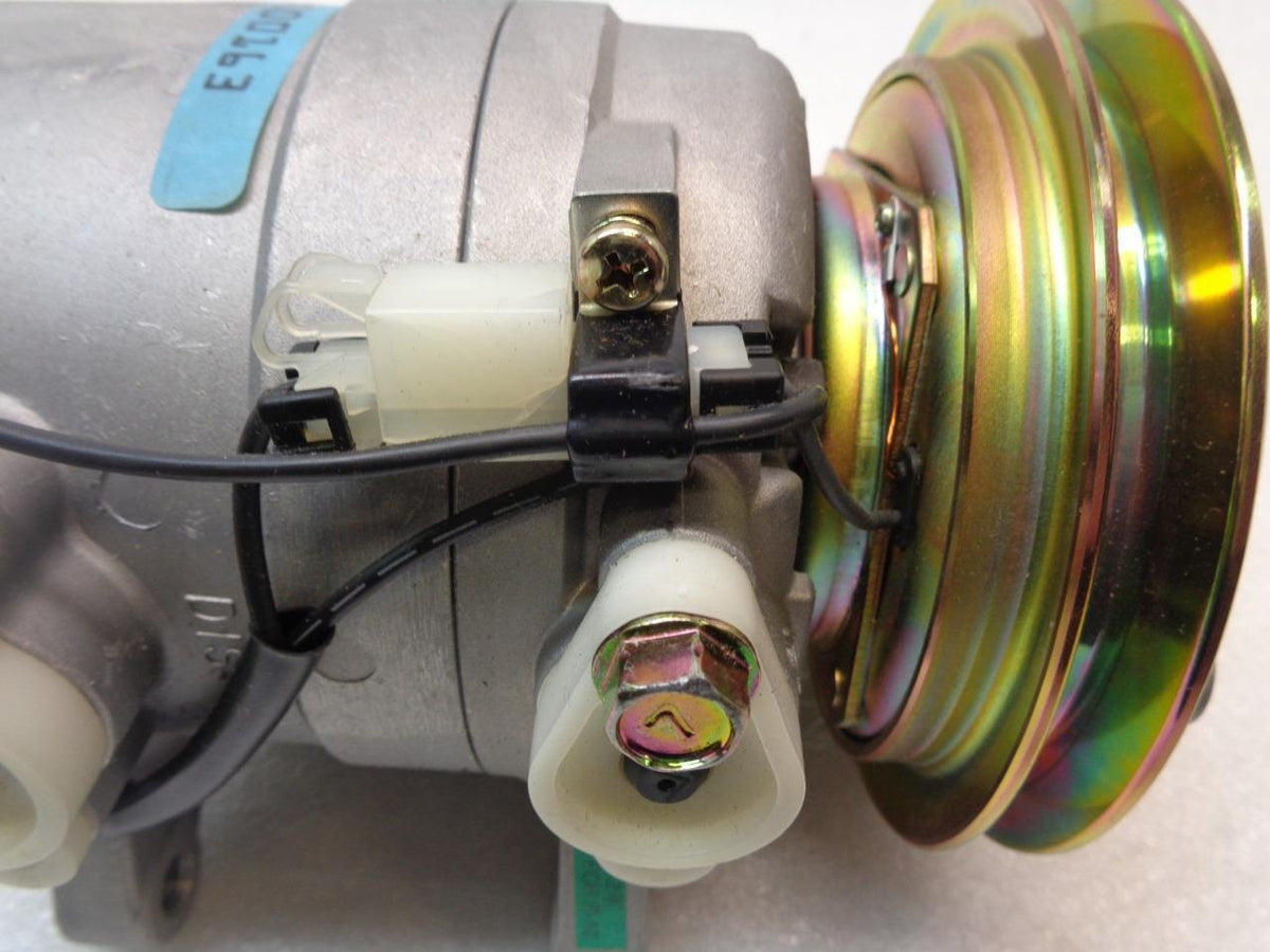 NEW UNBRANDED AC COMPRESSOR 10000163 (UNKNOWN FITMENT) R2