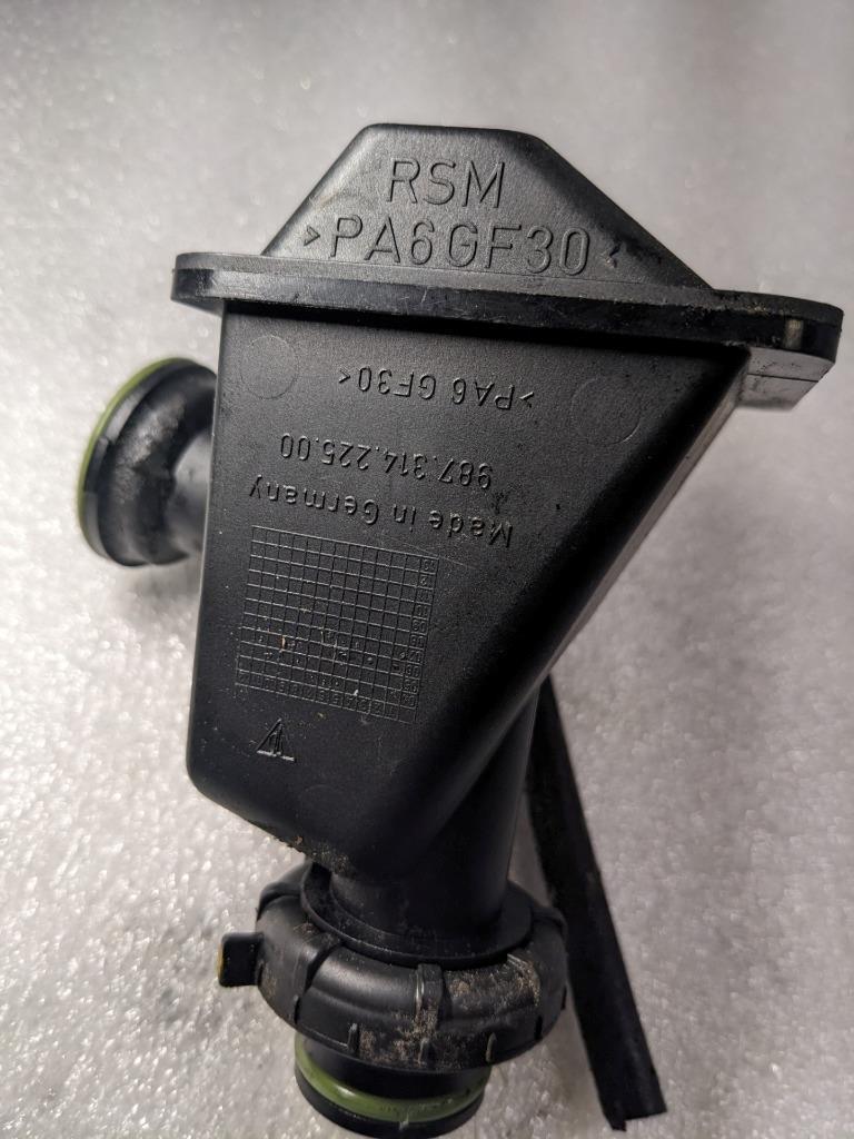 PORSCHE CAYMAN POWER STEERING HYDRAULIC FLUID RESERVOIR 98731422500 USED 996B.GL