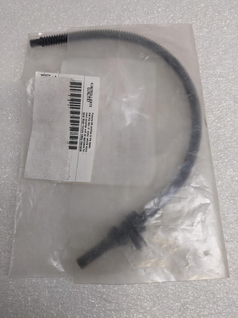PORSCHE 97061102300 BATTERY VENT HOSE FOR 10-16 PANAMERA 4S NEW PGB2TB