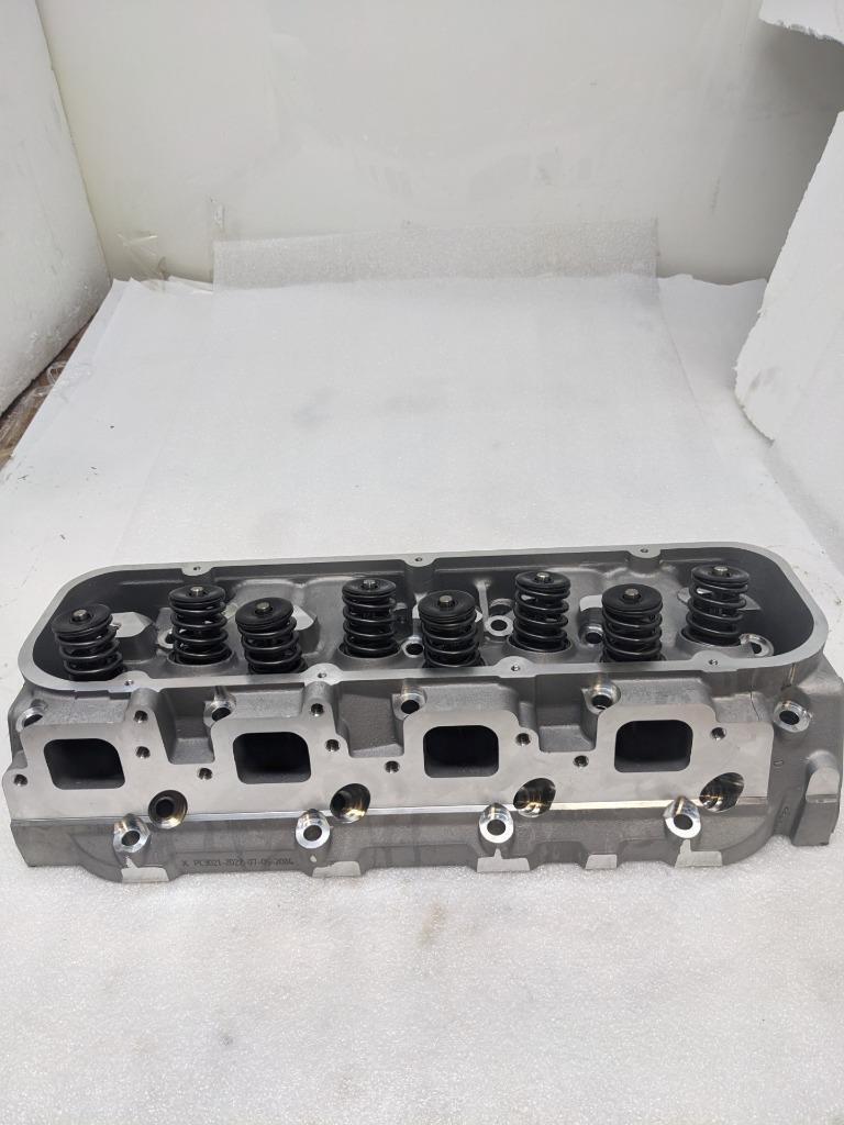 SINGLE CHEVY COMPLETE ASSEMBLED ALUMINUM CYLINDER HEAD CAMBER XPC3021 NEW I2