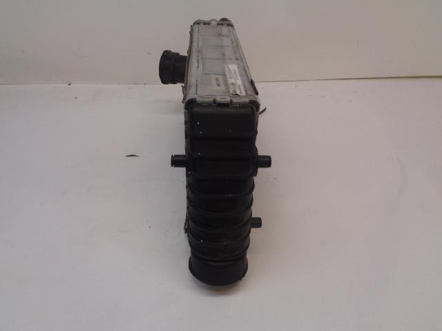 Porsche 911 (996 Turbo) Intercooler Core 996 110 639 71 GENUINE FOR PARTS R24T7