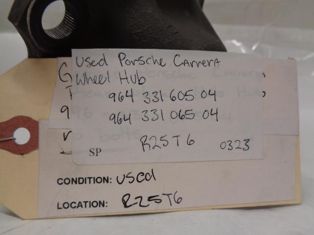 1 USED PORSCHE CARRERA WHEEL HUB 964 331 605 04/964 331 065 04 R25T6