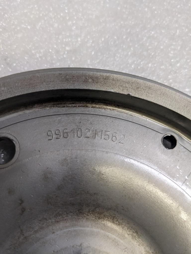 PORSCHE 911 BOXSTER CRANKSHAFT SERPENTINE PULLEY 99610211562 USED 996B.G.L.