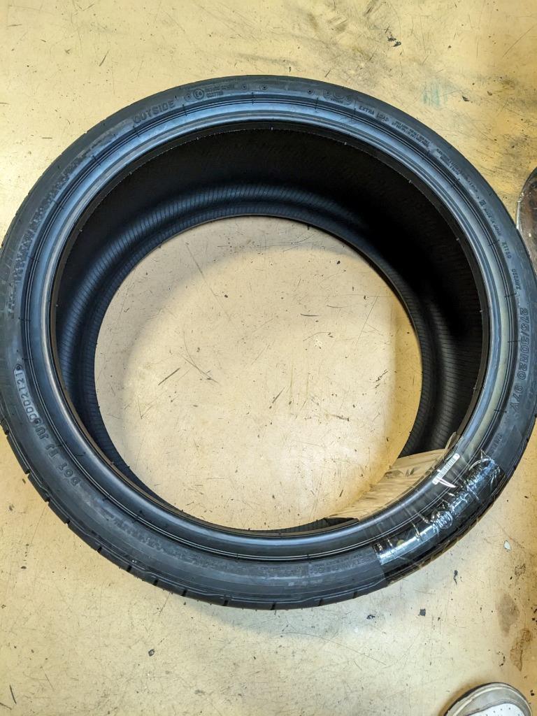 BRIDGESTONE POTENZA RE050A (*) BMW RFT RUNFLAT P 275 30 20 97Y XL TIRE 000539