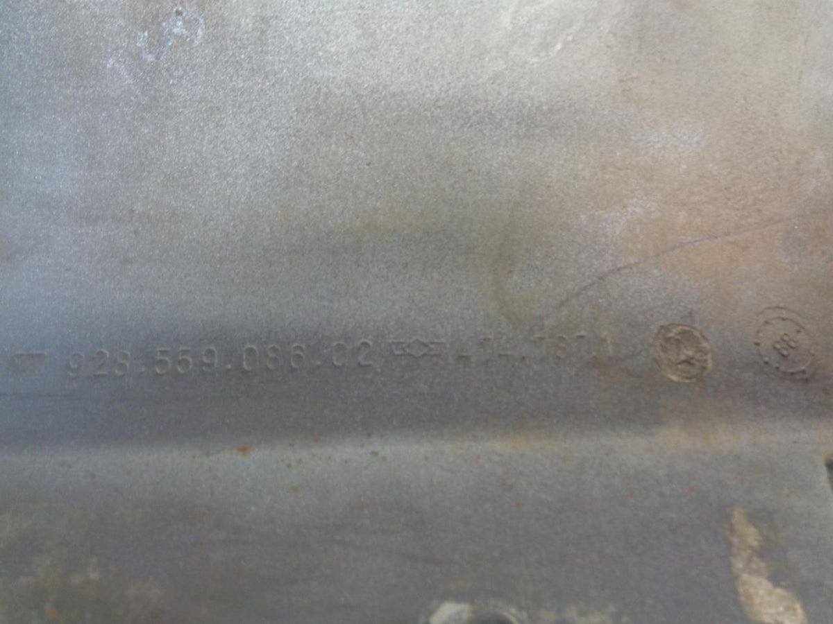 Porsche 928 1988 Rocker Panel 928 559 086 02 PASSENGER GOLD USED GENUINE R23
