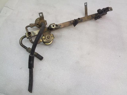 PORSCHE FUEL RAIL AND FUEL REGULATOR FOR 83-85 PORSCHE 944 USED R20