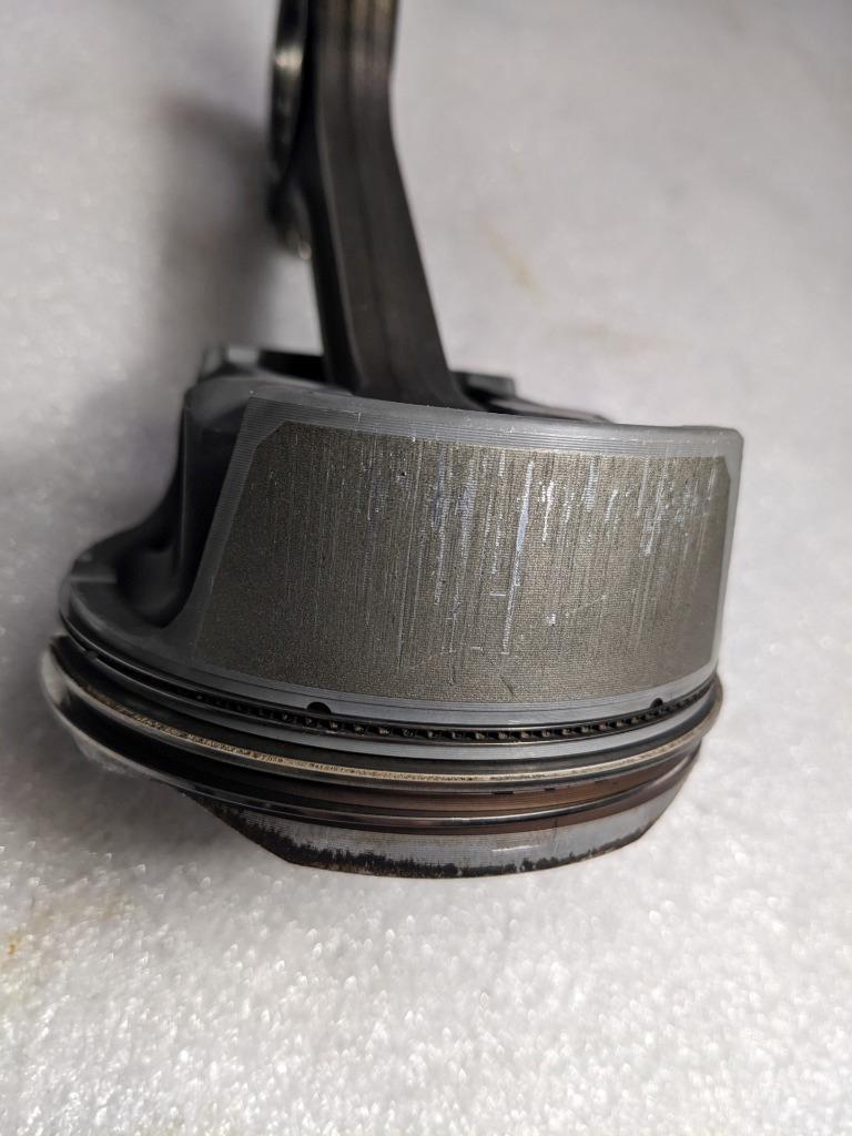 PORSCHE 987 BOXSTER PISTON & CONNECTING ROD #1 9961031028R USED 996B.G.L.