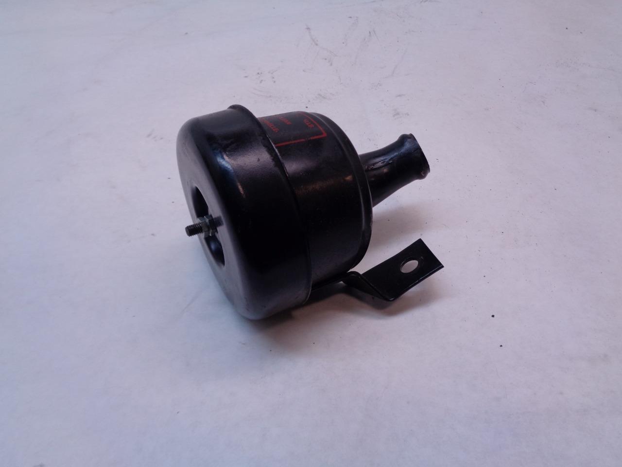 GENUINE PORSCHE 930 SMOG PUMP AIR FILTER ASSEMBLY 93011312004 R24T4