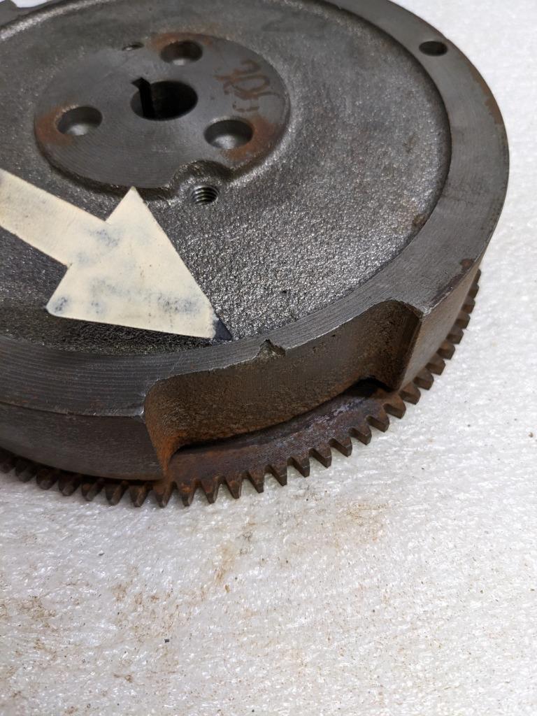 BRIGGS AND STRATTON 593139 FLYWHEEL FOR 19J137-0001-F1 SMALL ENGINE NEW R32