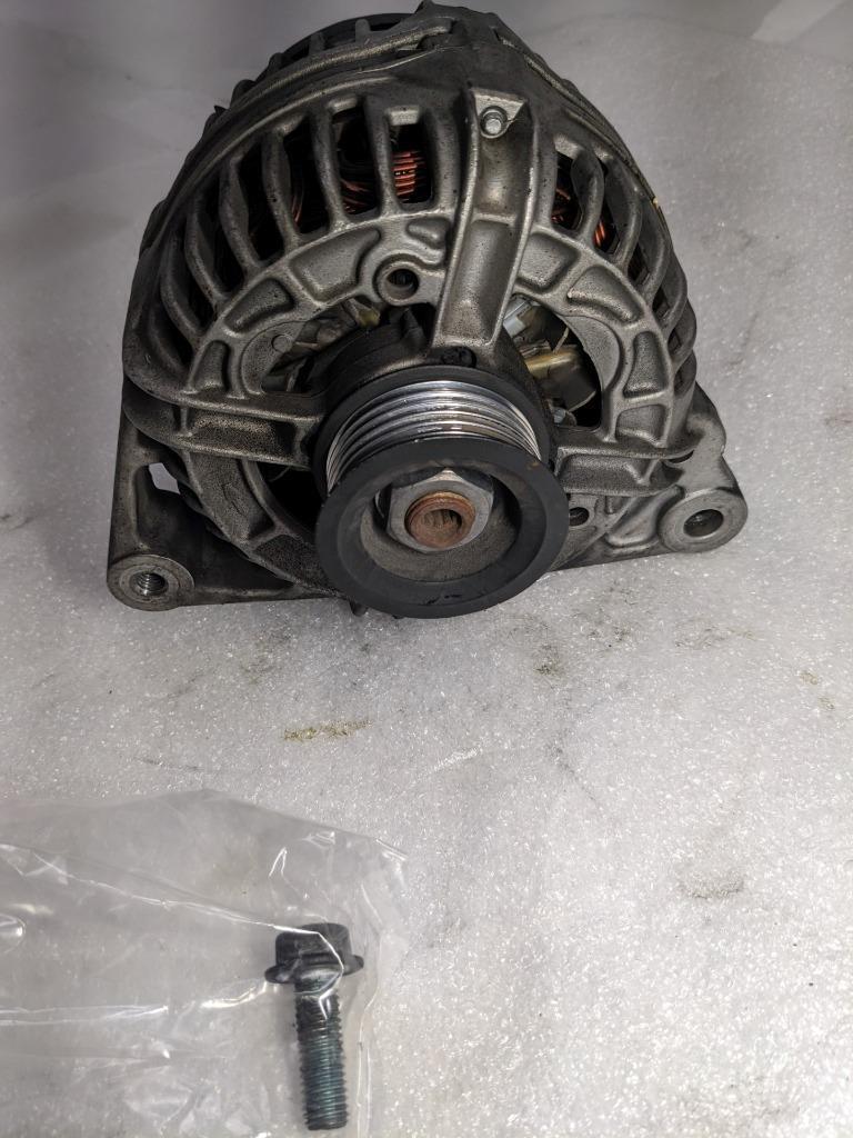 PORSCHE 911 BOXSTER MANUAL TRANSMISSION ALTERNATOR 99760302203 USED 996B.GL